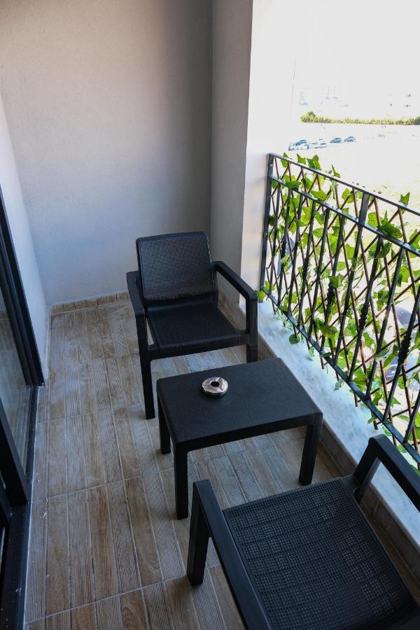 Plus Hotel & Private Transportation Istanbul Airport-By Loft Arnavutkoy Esterno foto